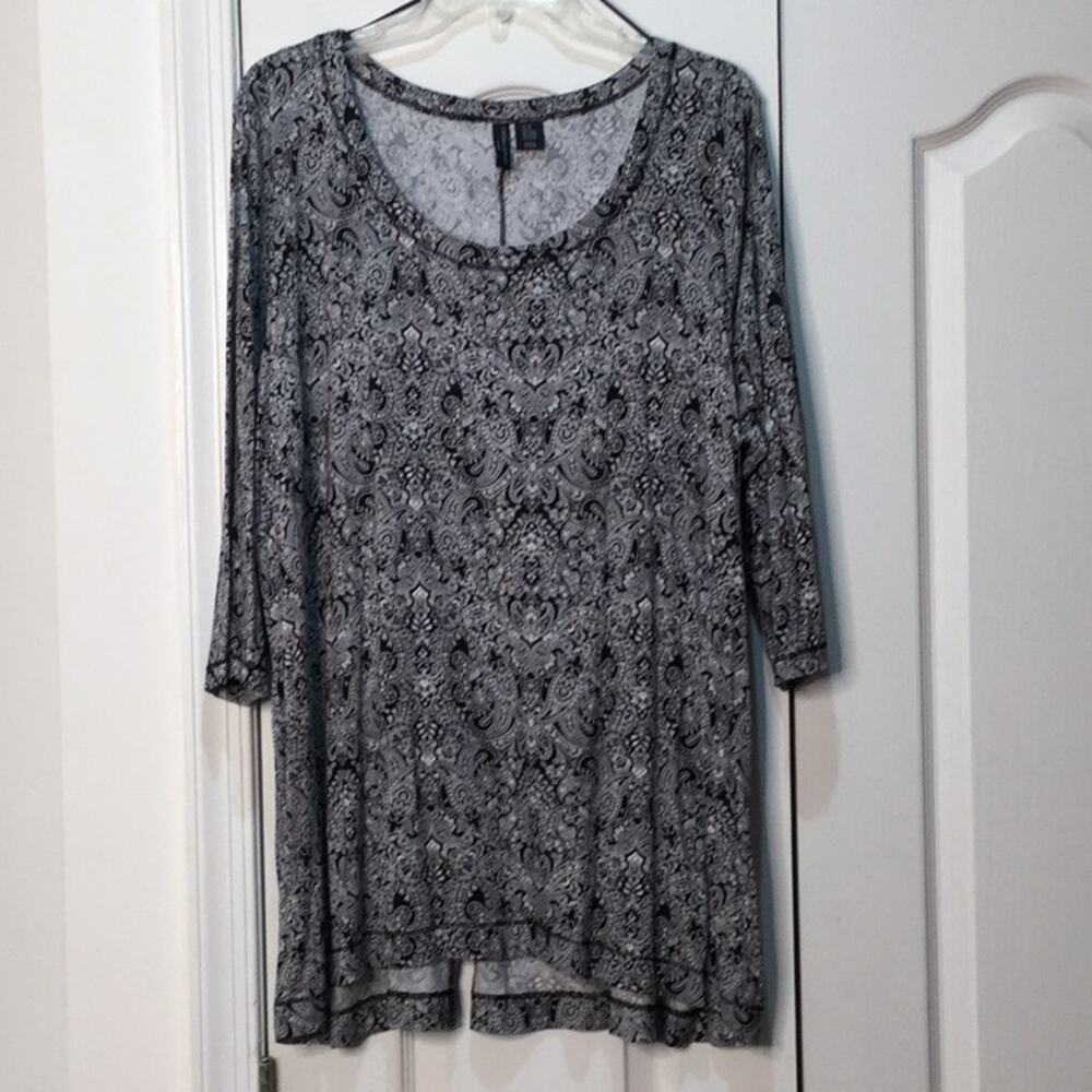 Cynthia Rowley 2x black white hi low hemline top